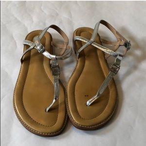 Sorry Topsider T Strap Sandals